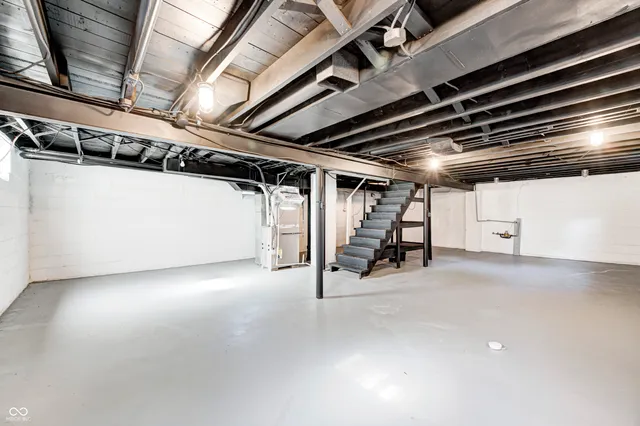 $169,000 | 319 South Webster Avenue, Indianapolis, IN 46219