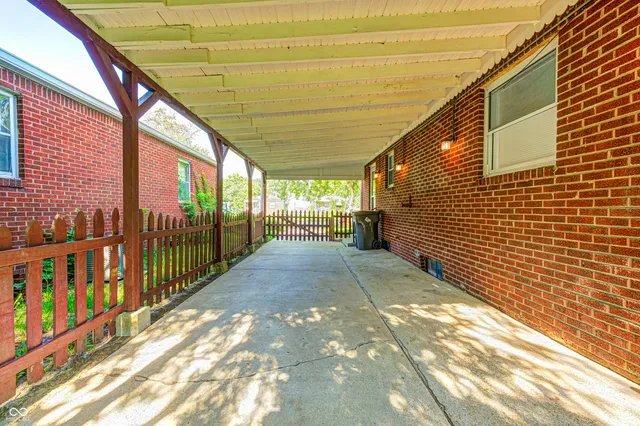 $169,000 | 319 South Webster Avenue, Indianapolis, IN 46219