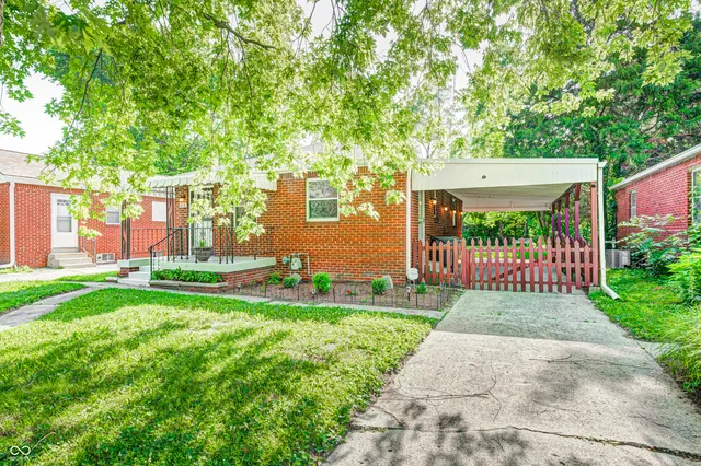 $169,000 | 319 South Webster Avenue, Indianapolis, IN 46219