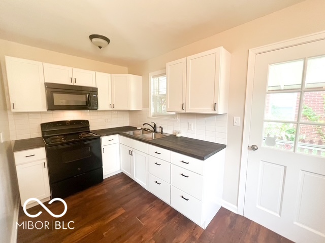 319 South Webster Avenue Indianapolis, IN 46219 - Photo 6 of 25