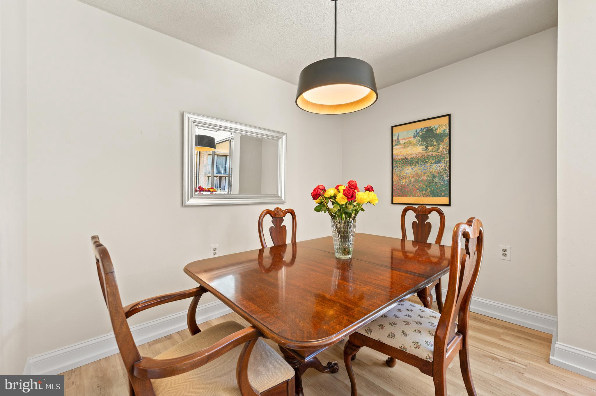 801 Yale Avenue, Unit 1015 Swarthmore, PA 19081 - Photo 14 of 32 Dining area