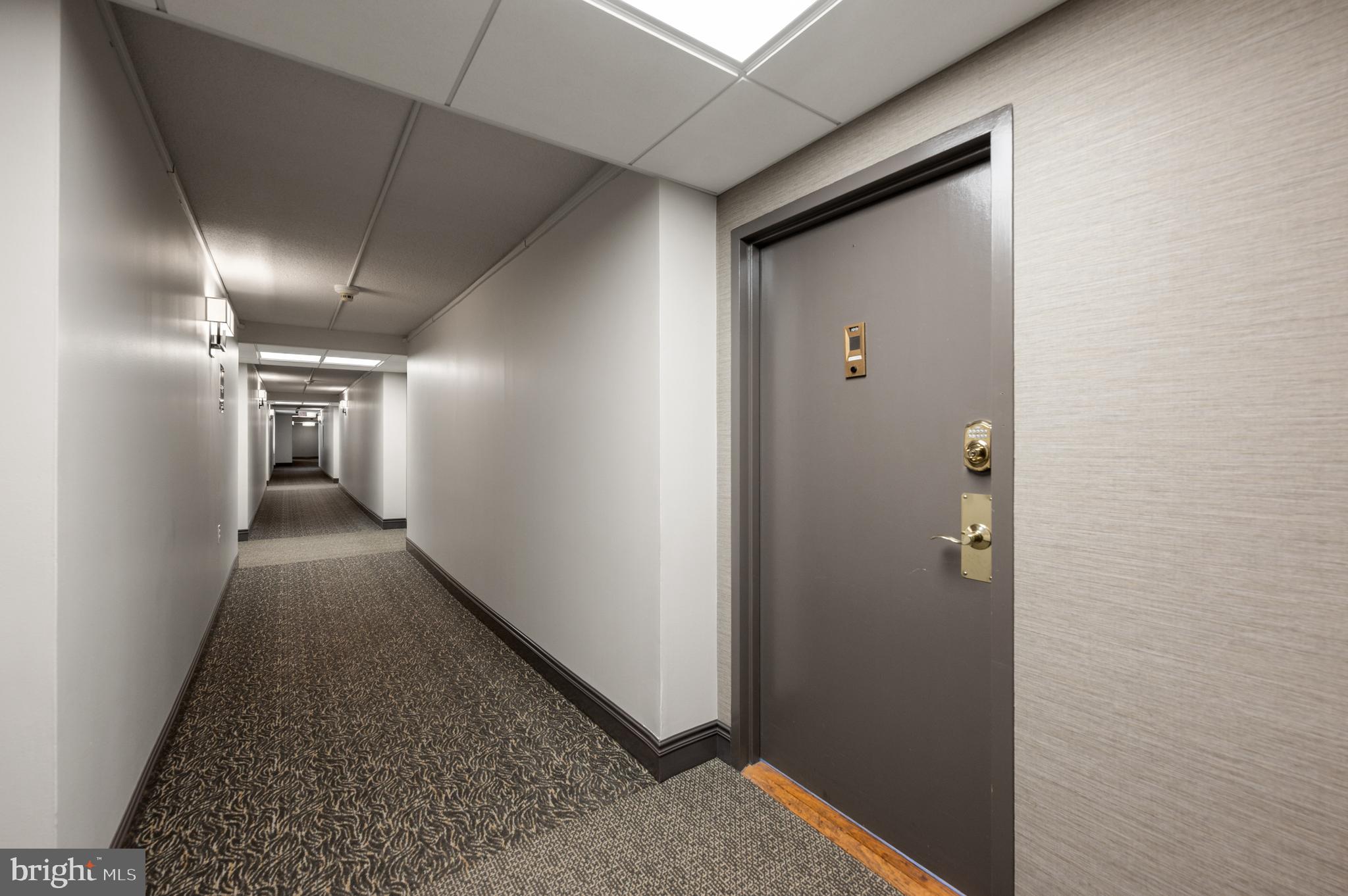 801 Yale Avenue, Unit 1015 Swarthmore, PA 19081 - Photo 3 of 32 Front door