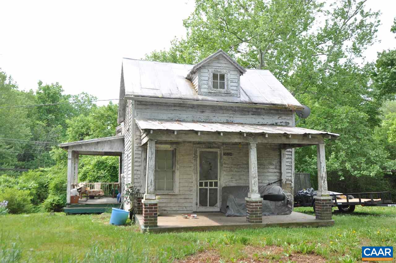 5634 Lowesville Road Arrington, VA 22922 - Photo 2 of 3 a front view of a house with garden