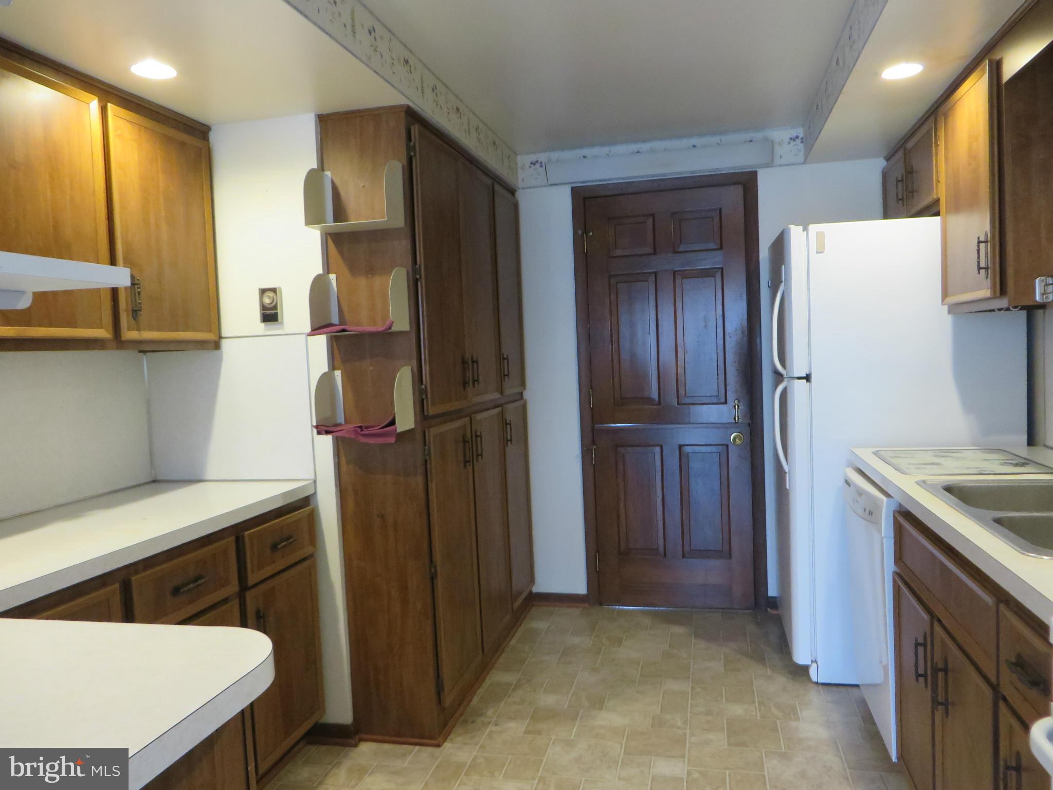 303 North Clear Ridge Road Union Bridge, MD 21791 - Photo 7 of 30 Kitchen