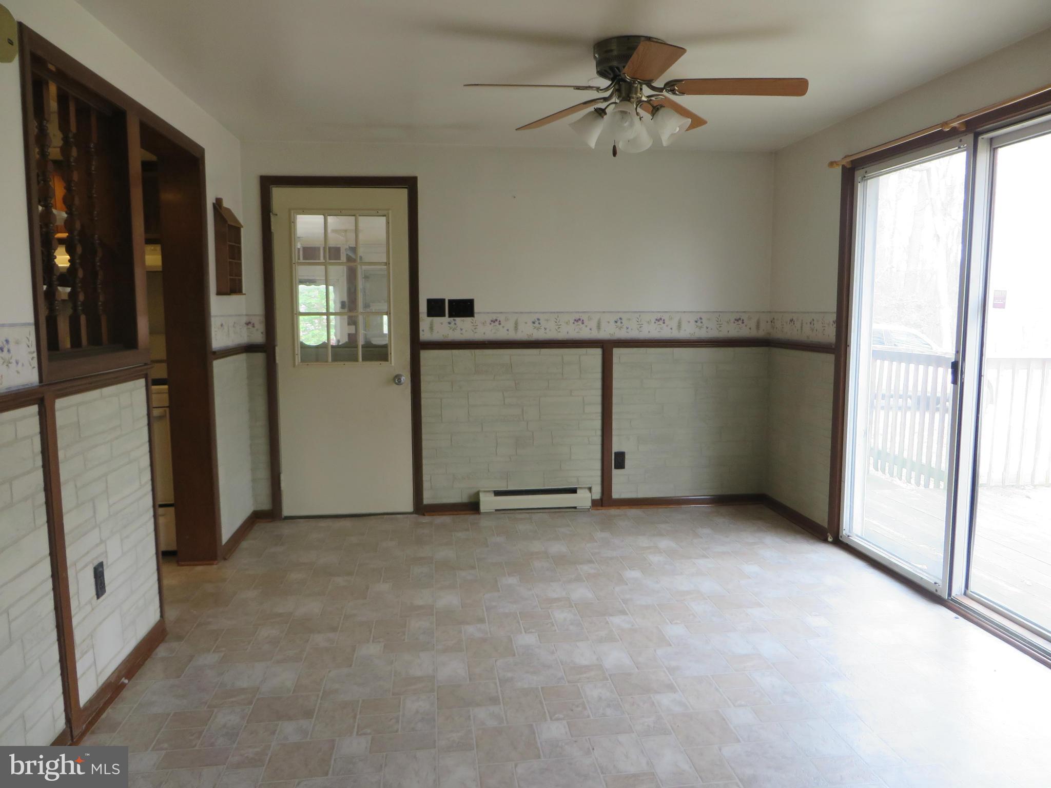 303 North Clear Ridge Road Union Bridge, MD 21791 - Photo 9 of 30 Interior (General)