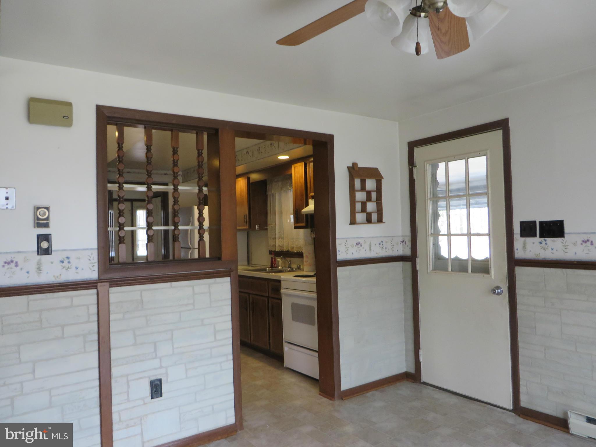 303 North Clear Ridge Road Union Bridge, MD 21791 - Photo 10 of 30 Interior (General)