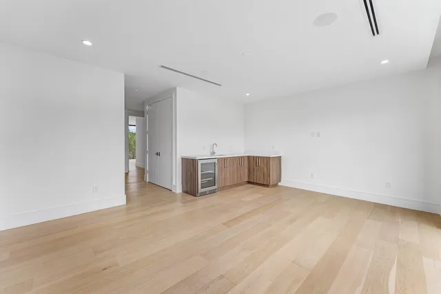 $5,695,000 | 498 Northeast 6th Street, Boca Raton, FL 33432