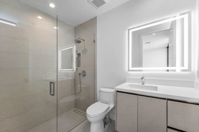 $5,695,000 | 498 Northeast 6th Street, Boca Raton, FL 33432