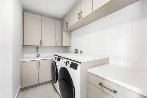 $5,695,000 | 498 Northeast 6th Street, Boca Raton, FL 33432