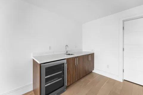 $5,695,000 | 498 Northeast 6th Street, Boca Raton, FL 33432