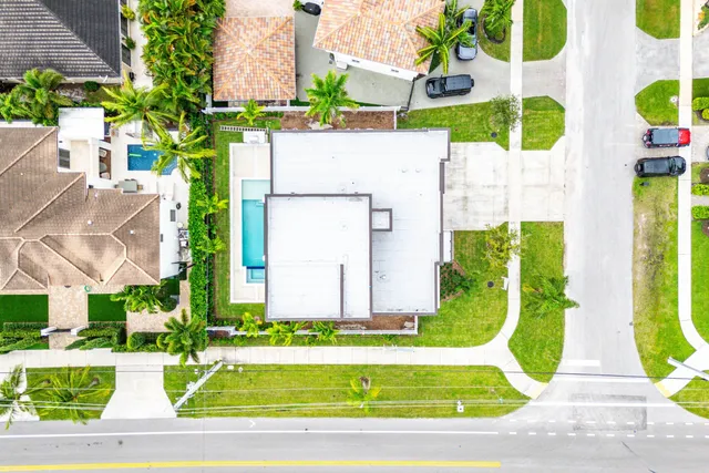 $5,695,000 | 498 Northeast 6th Street, Boca Raton, FL 33432