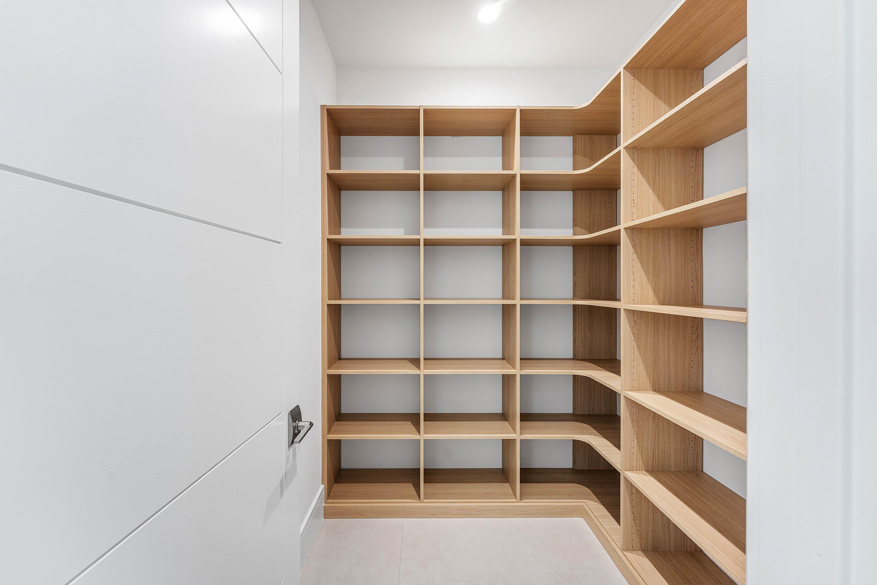 498 Northeast 6th Street Boca Raton, FL 33432 - Photo 6 of 60 Kitchen Pantry