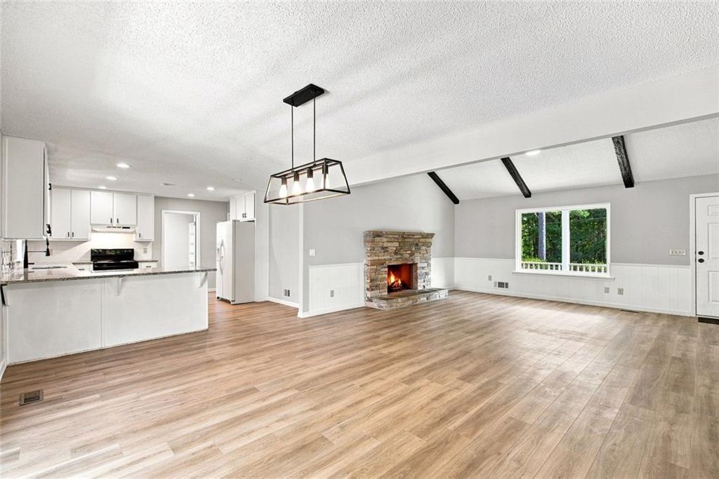 13480 New Providence Road Alpharetta, GA 30004 - Photo 11 of 42 Gallery Image 11