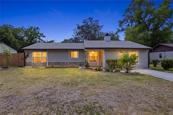 $315,000 | 2245 Northwest 37th Place, Gainesville, FL 32605