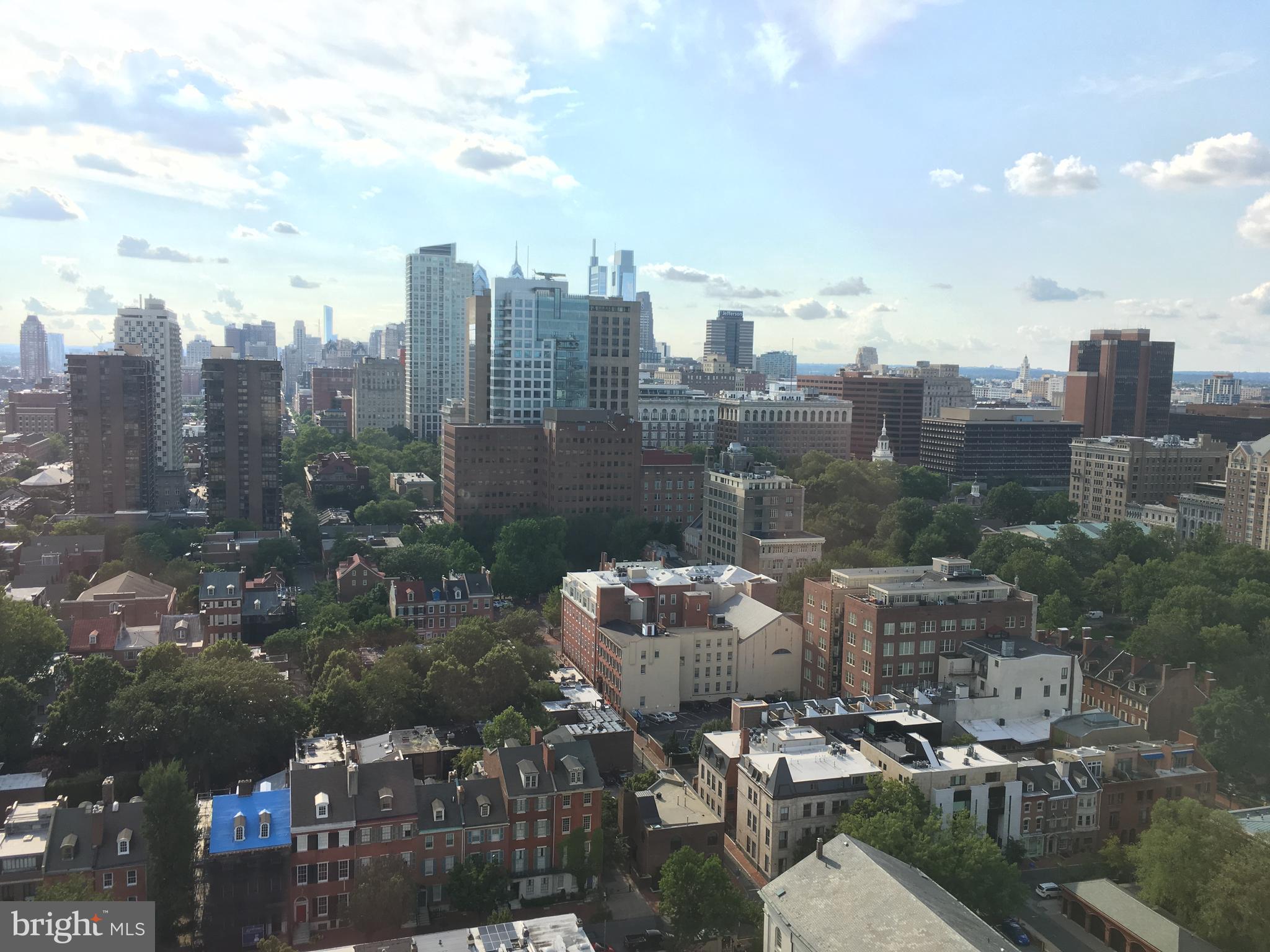 210 Locust Street, Unit 27F Philadelphia, PA 19106 - Photo 10 of 17 a picture of city view
