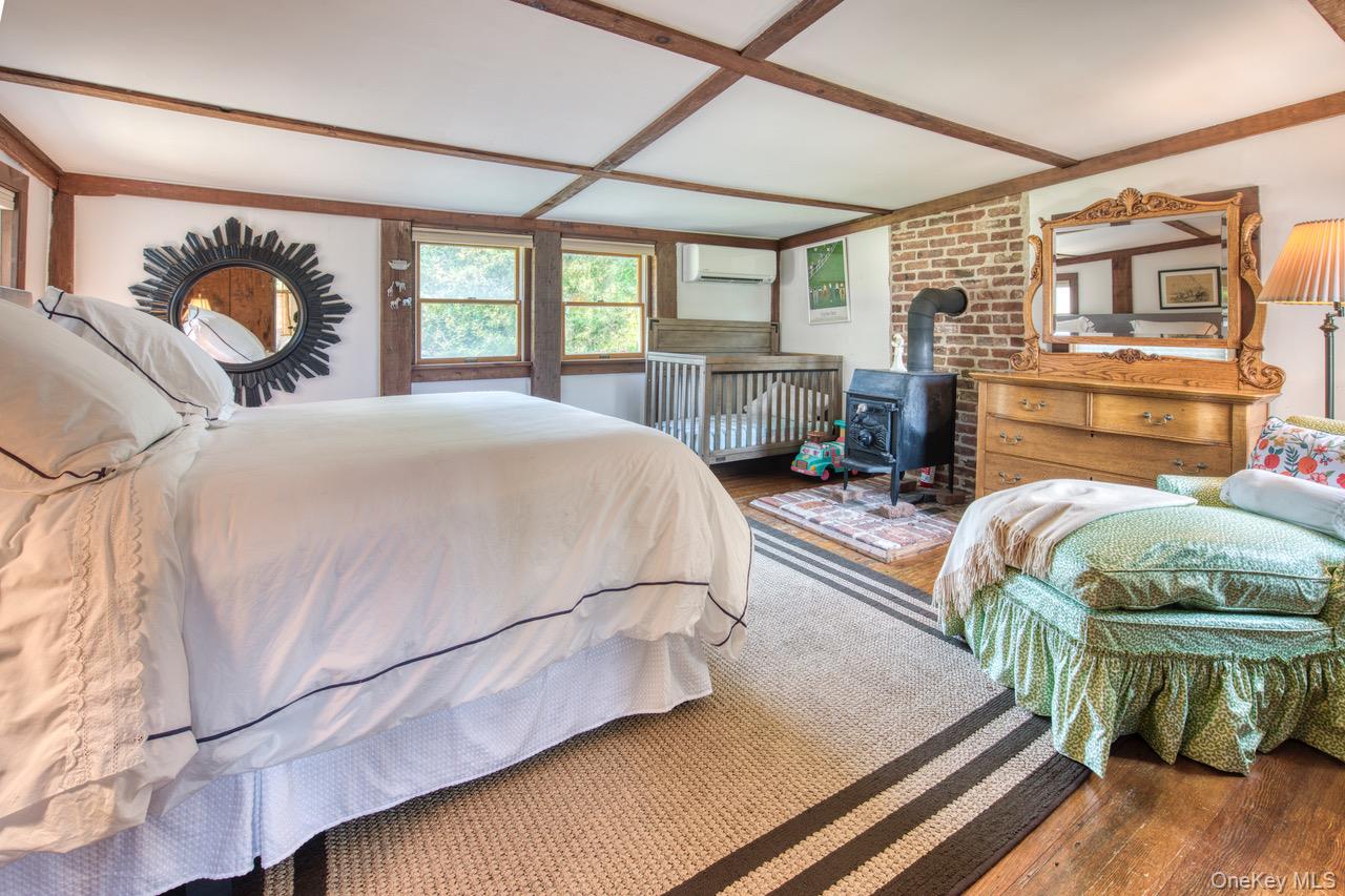 7635 Main Bayview Road Southold, NY 11971 - Photo 3 of 20