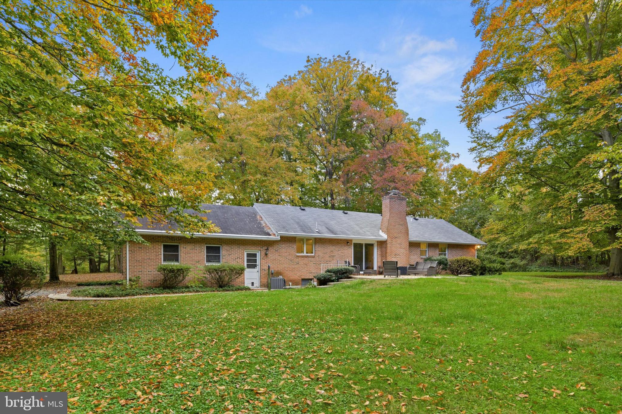 713 Gilbert Road Aberdeen, MD 21001 - Photo 21 of 25 Back of the house w/ entrance to garage & fam rm!