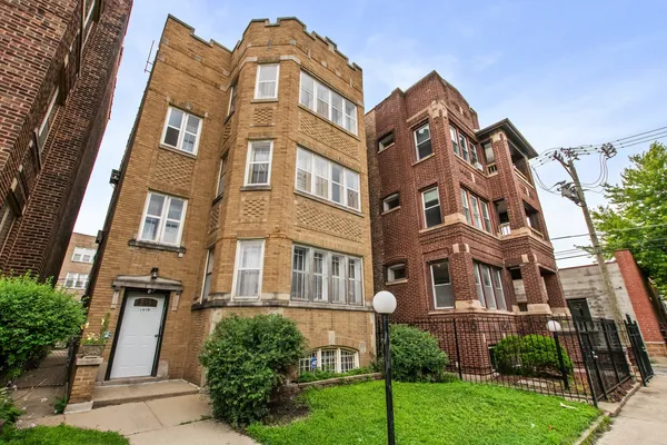 $475,000 | 7918 South Champlain Avenue, Chicago, IL 60619