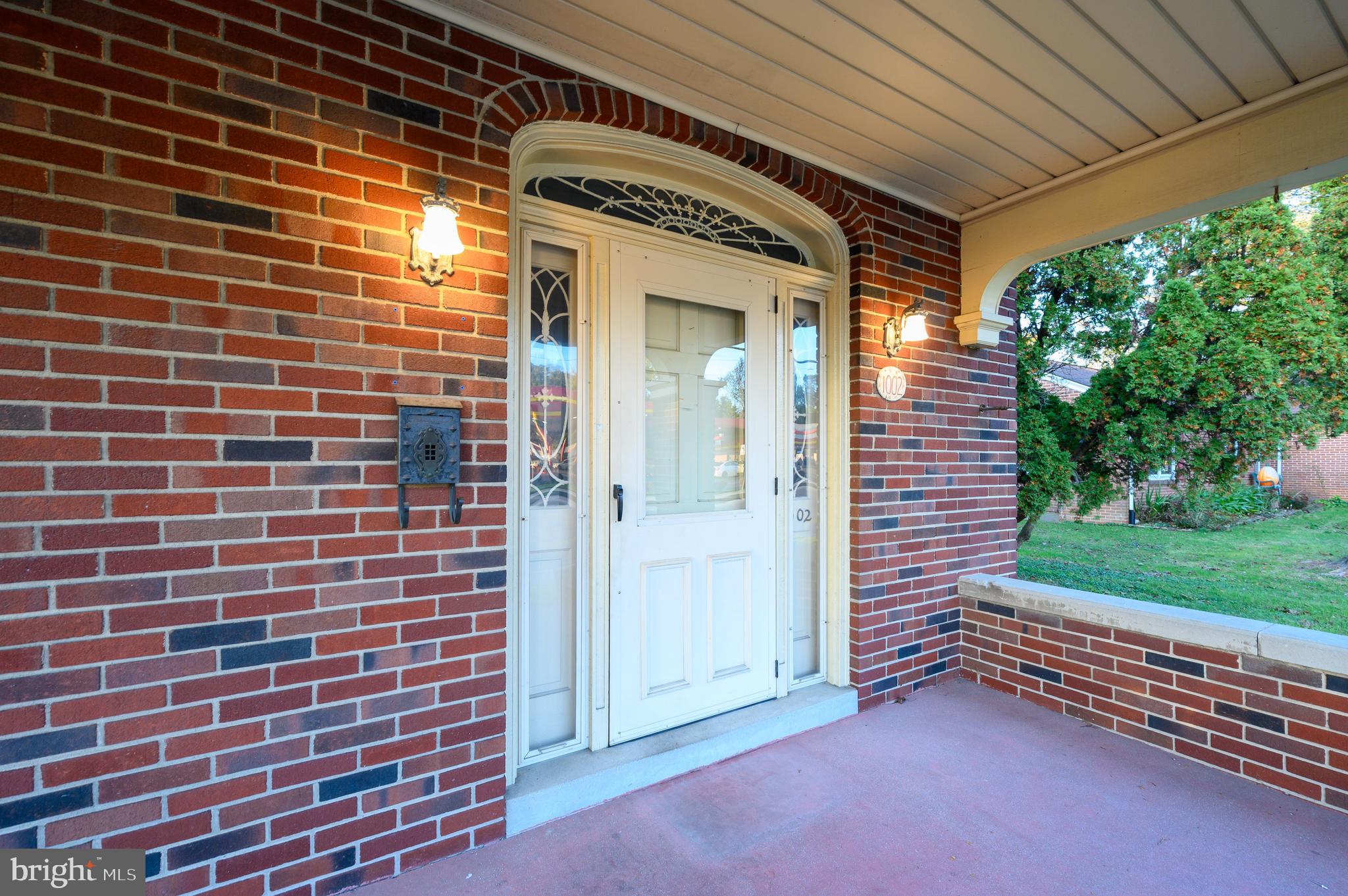 1002 York Street Hanover, PA 17331 - Photo 3 of 23