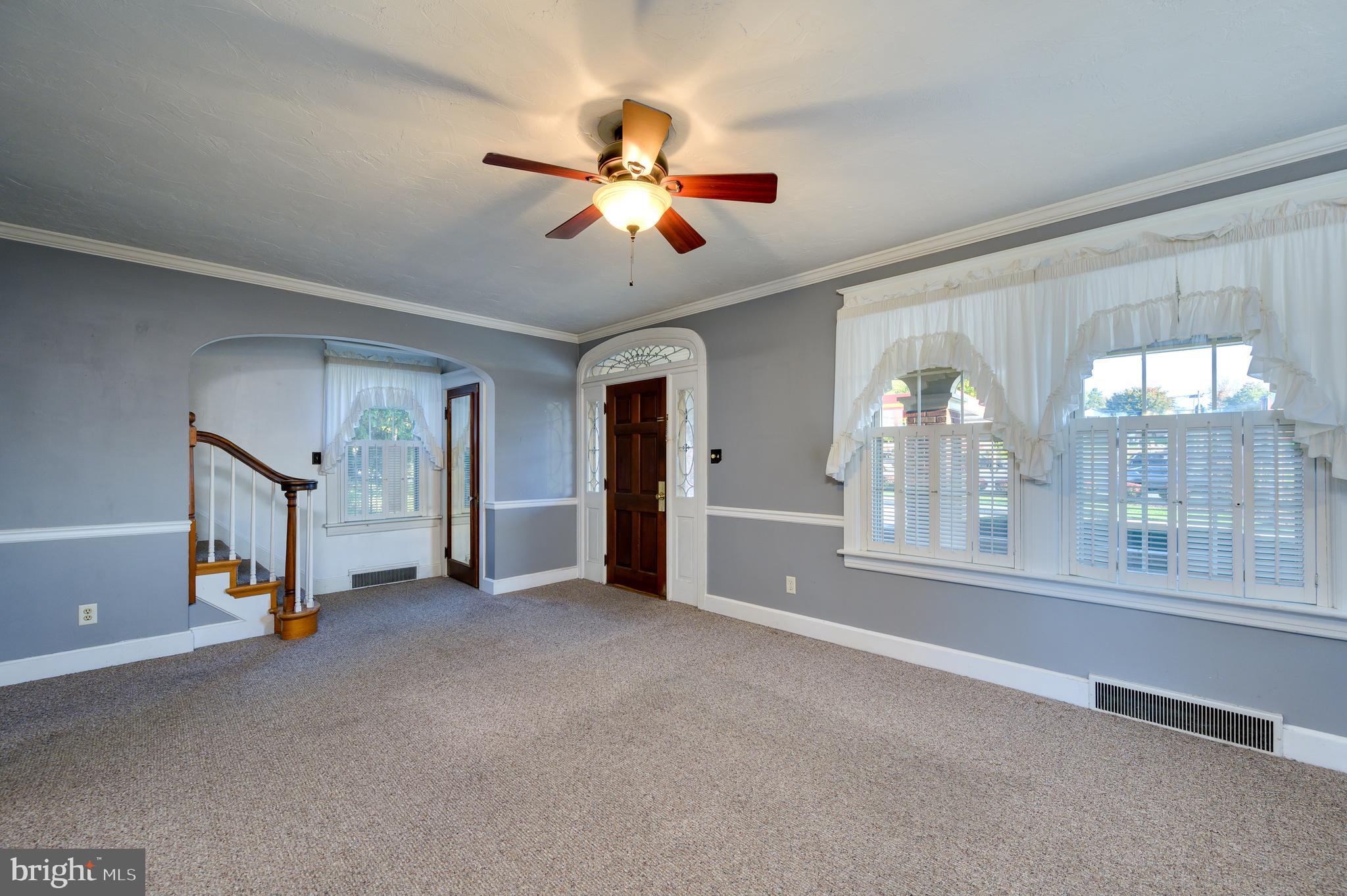 1002 York Street Hanover, PA 17331 - Photo 8 of 23