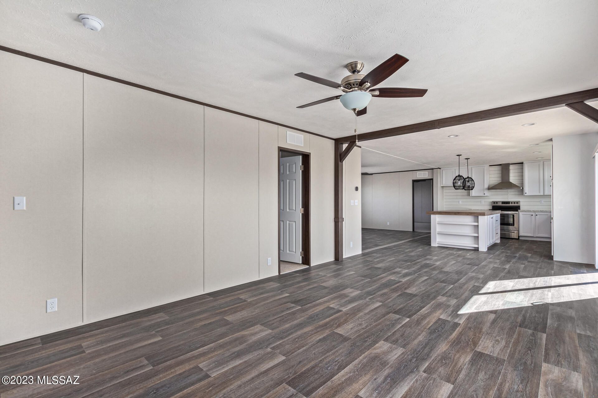 13655 South Hound Dog Road Vail, AZ 85641 - Photo 5 of 32 Gallery Image 5