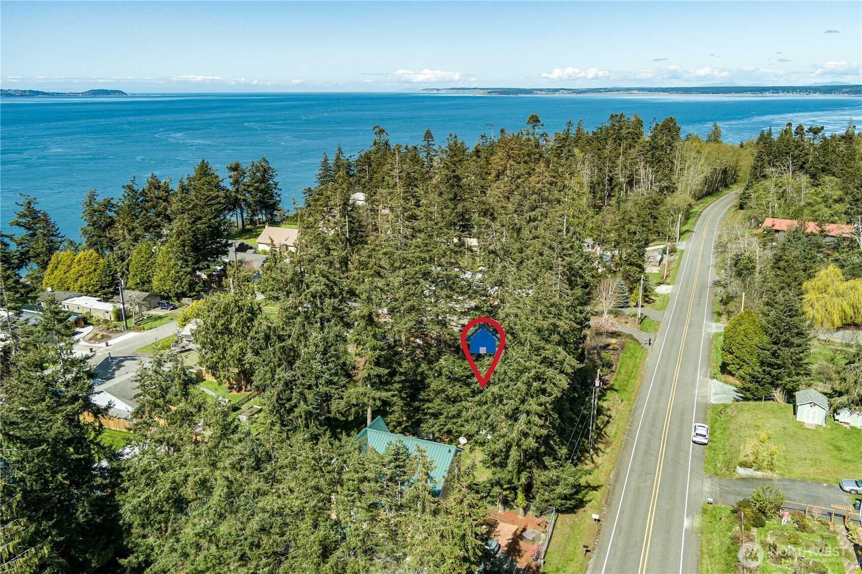 3544 South Smugglers Cove Road Greenbank, WA 98253 - Photo 5 of 23 a partial view of a building