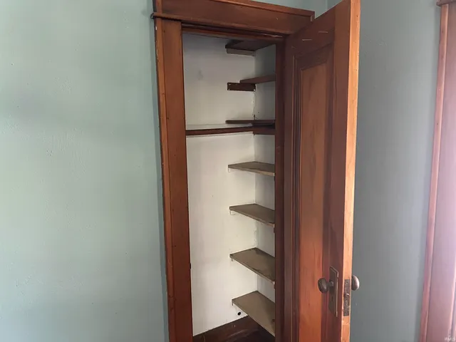 $1,800 | 814 North Washington Street, Bloomington, IN 47408