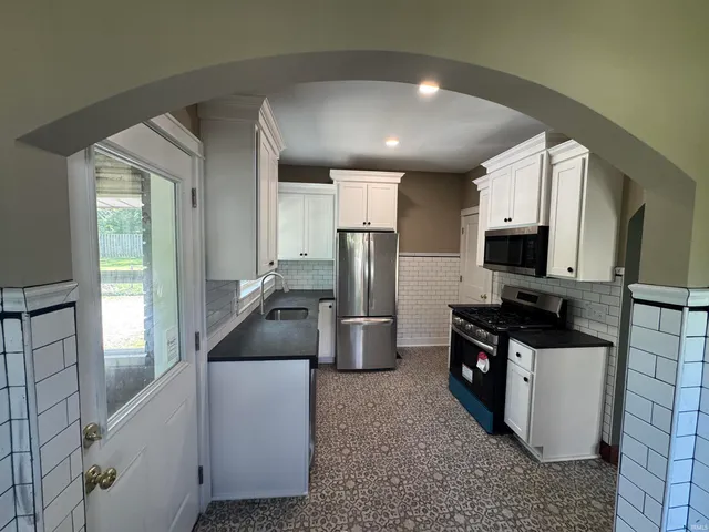 $1,800 | 814 North Washington Street, Bloomington, IN 47408