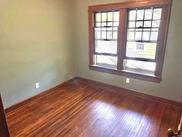 $1,800 | 814 North Washington Street, Bloomington, IN 47408