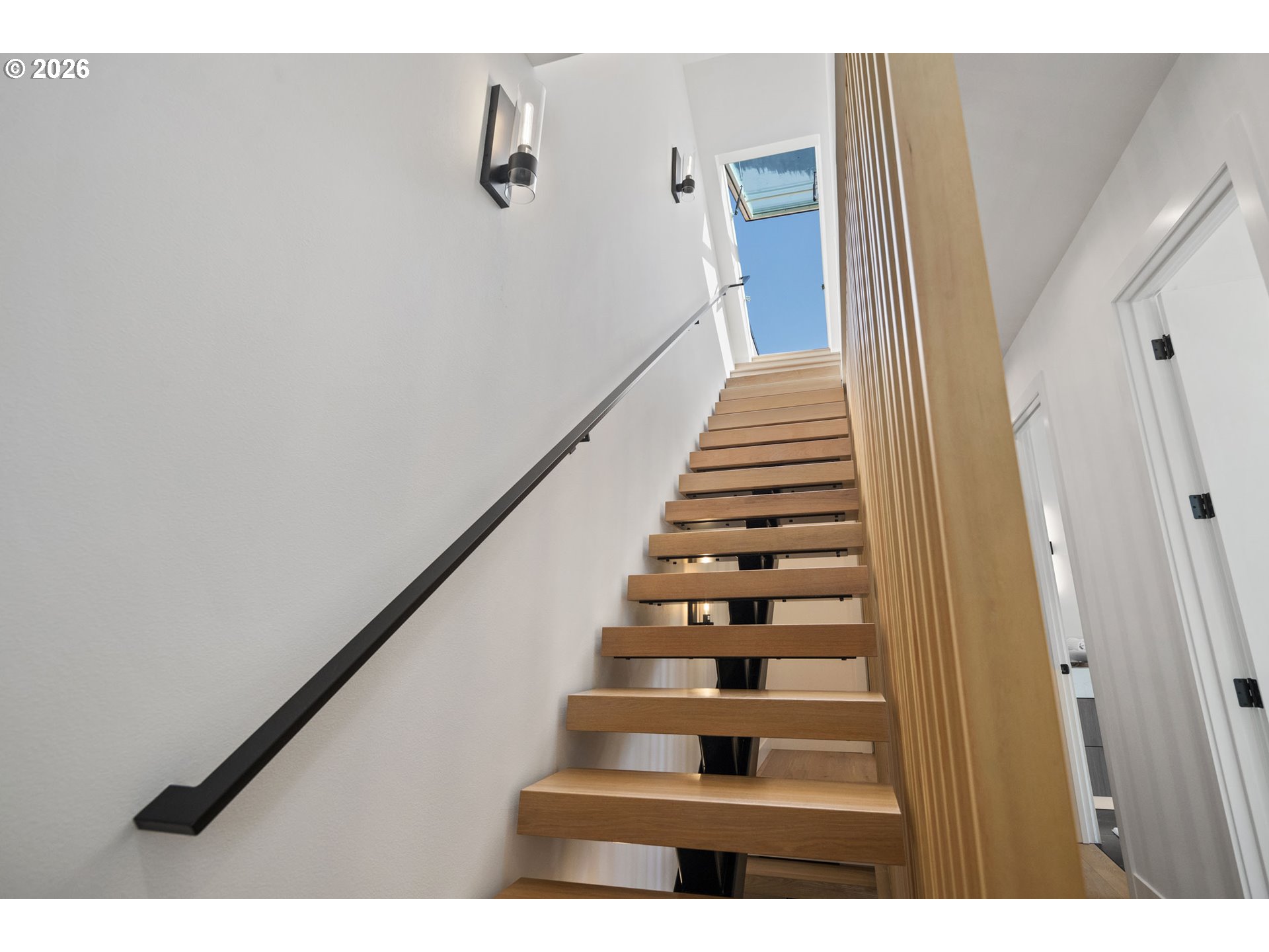 705 1st Street Lake Oswego, OR 97034 - Photo 25 of 35 a view of entryway