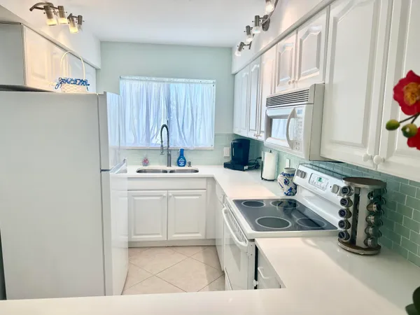 $14,500 | 420 Celestial Way, Unit 301, Juno Beach, FL 33408