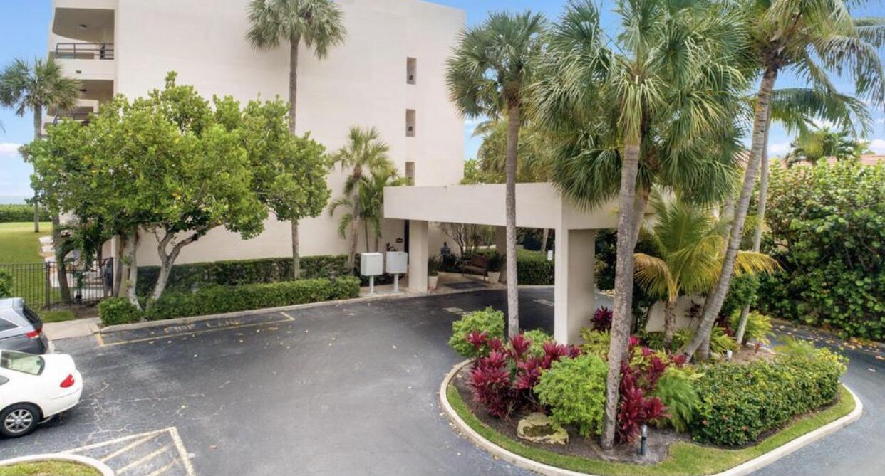 420 Celestial Way, Unit 301 Juno Beach, FL 33408 - Photo 8 of 70 IMG_3638