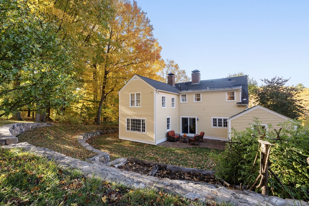 463 Edmands Road Framingham, MA 01701 - Photo 5 of 42 a view of a house with backyard