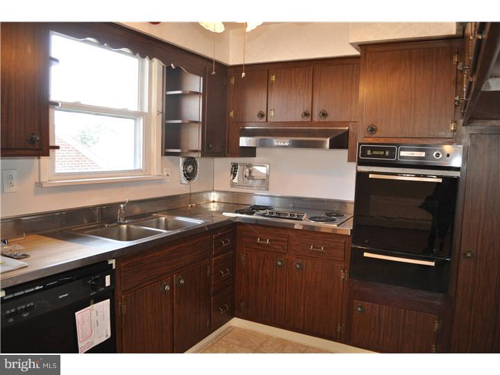 101 Upland Road Havertown, PA 19083 - Photo 10 of 14