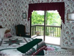 4480 Cove Loop Road Hendersonville, NC 28739 - Photo 10 of 12 Gallery Image 10