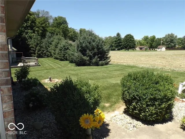 $1,800 | 2838 East Cottonwood Trail, Morristown, IN 46161