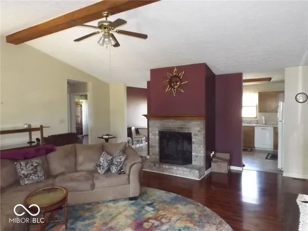 $1,800 | 2838 East Cottonwood Trail, Morristown, IN 46161