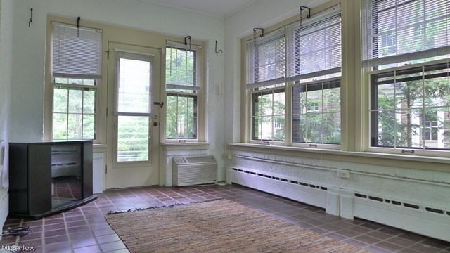 2573 Guilford Road Cleveland, OH 44118 - Photo 11 of 24 Gallery Image 11