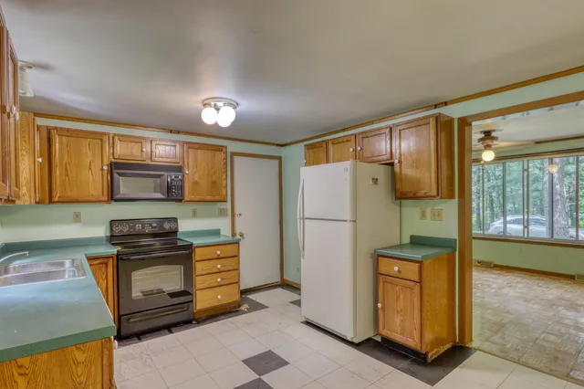 $170,000 | 22655 Sunset Acres Lane, Grand View, WI 54839