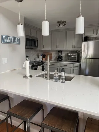 $3,000 | 222 Sweet Allen Farm Road, Unit D3, South Kingstown, RI 02879