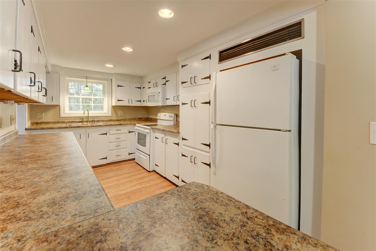 84 Duprey Road Conway, NH 03860 - Photo 14 of 36