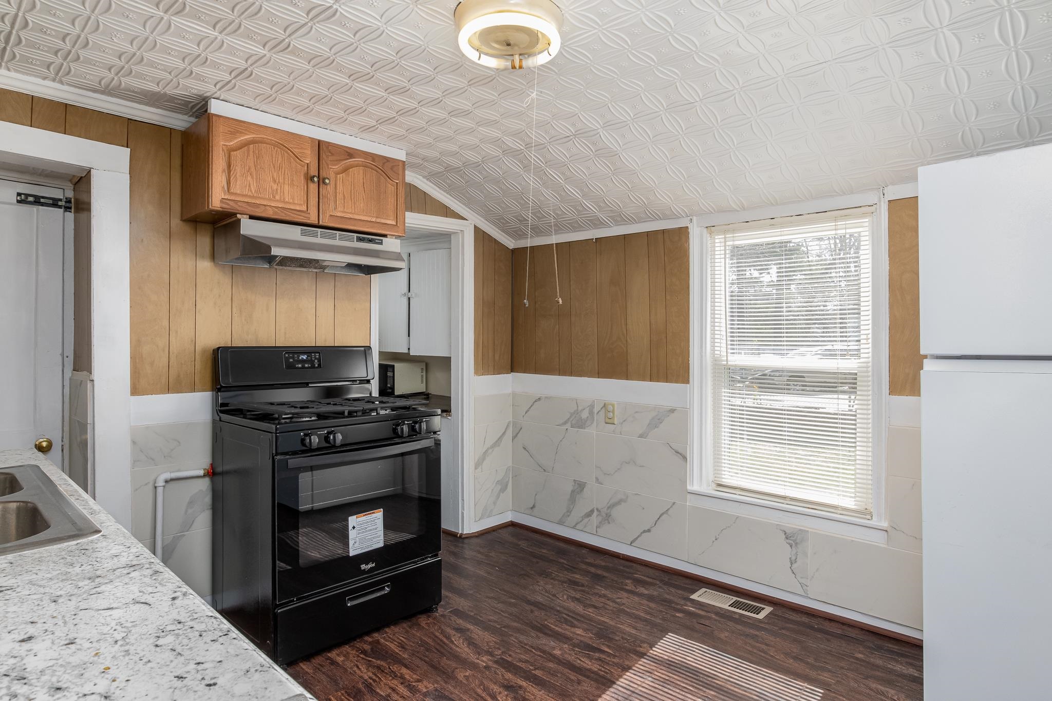 52 North State Street, Unit 2 Concord, NH 03301 - Photo 6 of 27