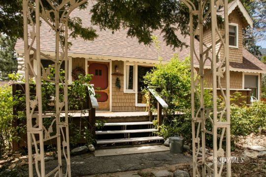 25175 Fern Valley Road Idyllwild, CA 92549 - Photo 3 of 58 Idyllwild Home for Sale