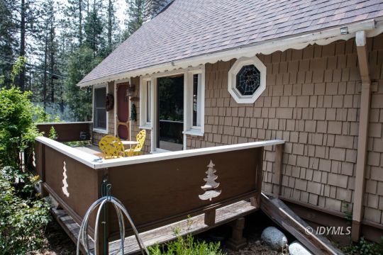 25175 Fern Valley Road Idyllwild, CA 92549 - Photo 4 of 58 Idyllwild CA Home for Sale