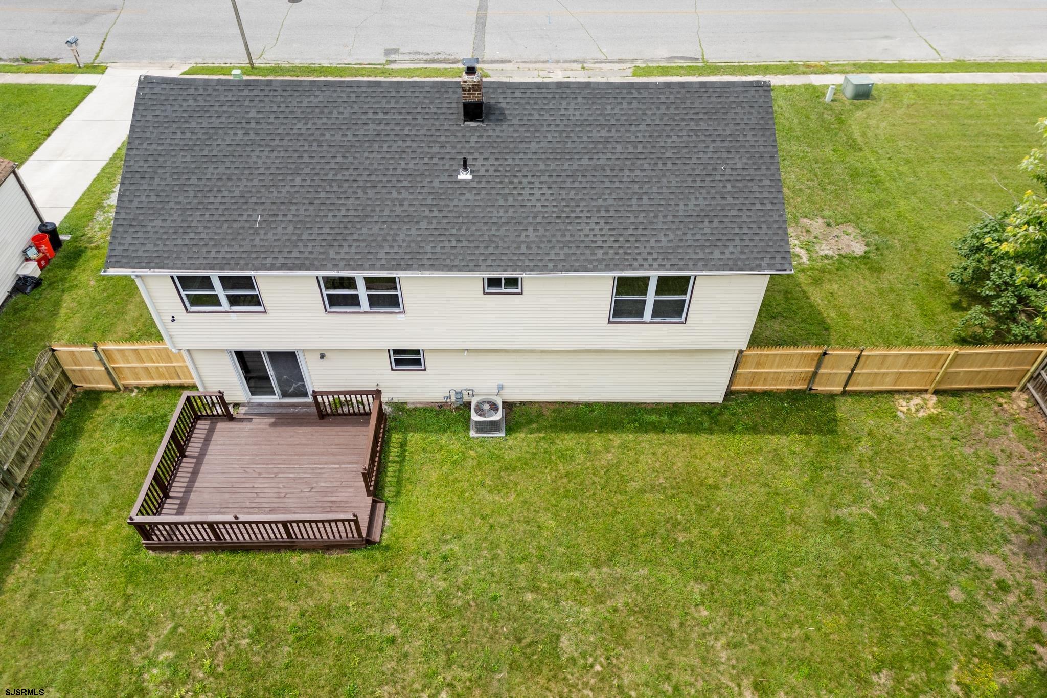 243 Wintergreen Lane Penns Grove, NJ 08069 - Photo 28 of 32 an aerial view of a house with swimming pool garden and patio
