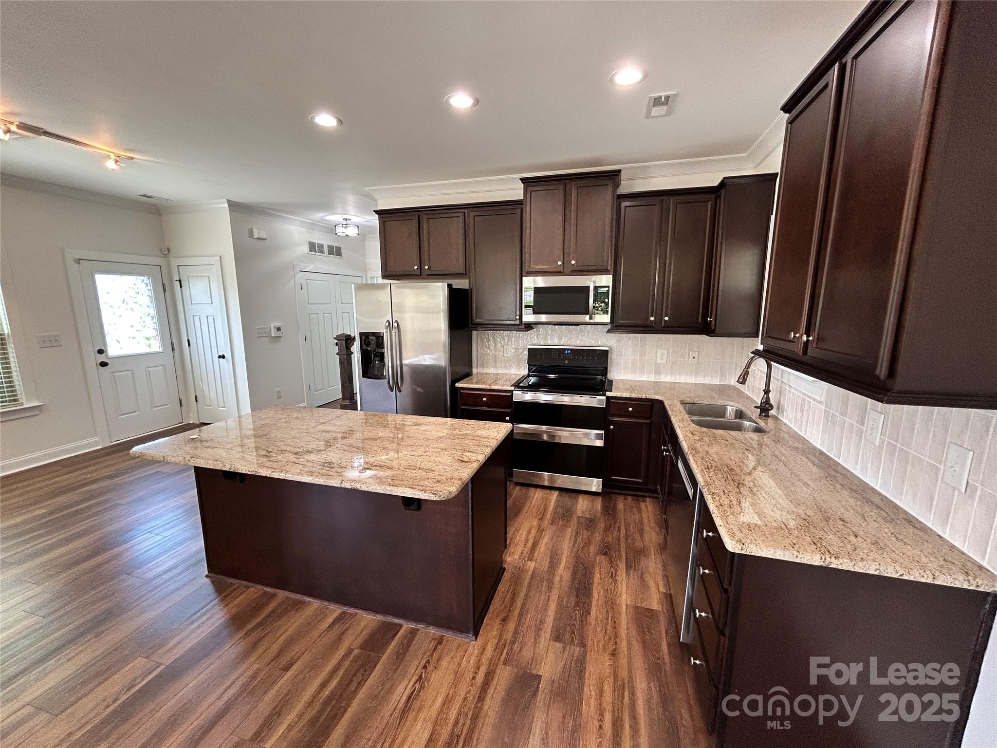 2601 Eight Iron Drive Denver, NC 28037 - Photo 5 of 26