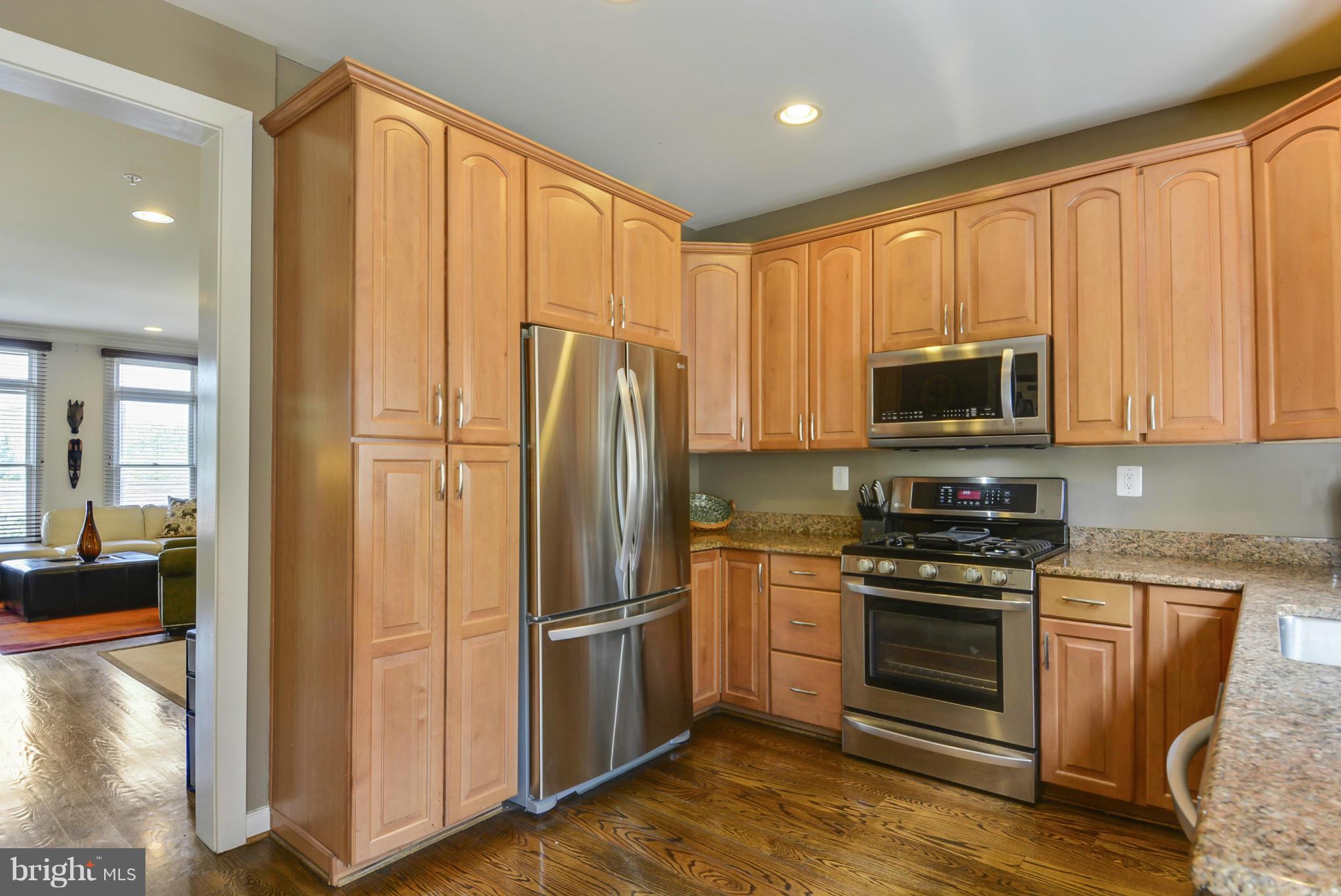 11050 Amherst Avenue Silver Spring, MD 20902 - Photo 10 of 30 Kitchen