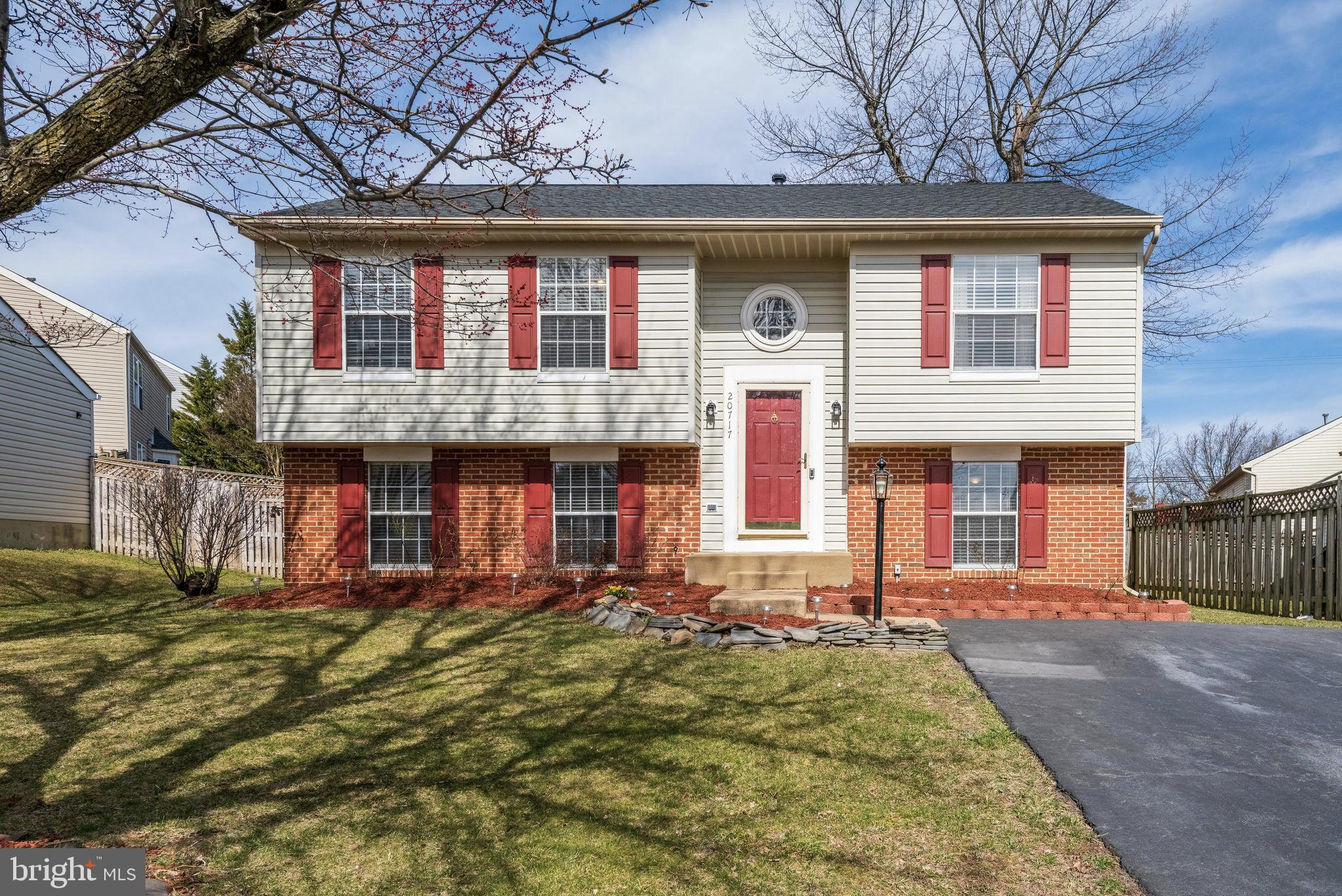 20717 Cross Timber Drive Ashburn, VA 20147 - Photo 2 of 31