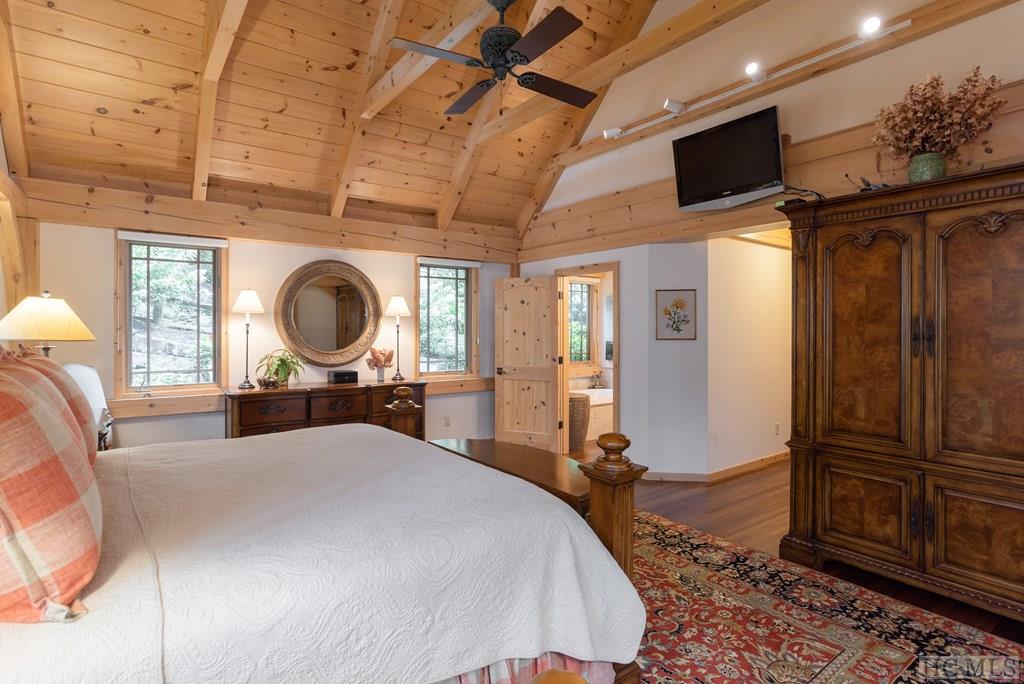 653 Summer Hill Road Cullowhee, NC 28723 - Photo 18 of 67 Gallery Image 18