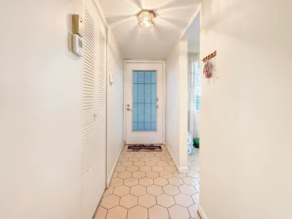 $90,000 | 3070 Northwest 48th Terrace, Unit 414, Lauderdale Lakes, FL 33313